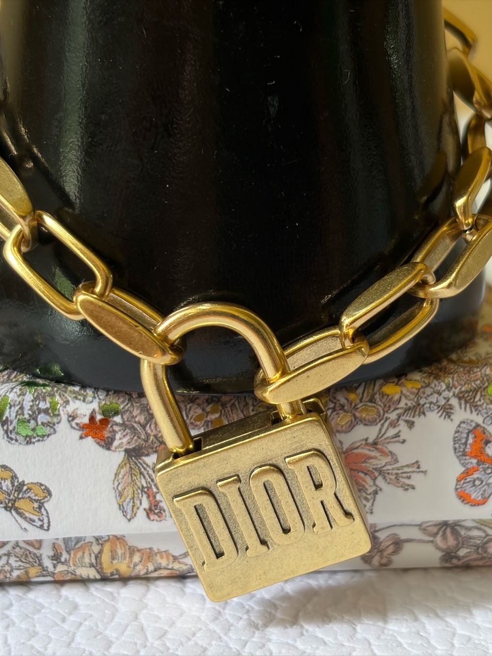 Dior Gold-tone Padlock  Charm bracelet - Picture 7 of 11